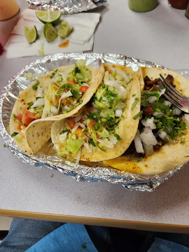Tacos De Tripita Y Suadero
